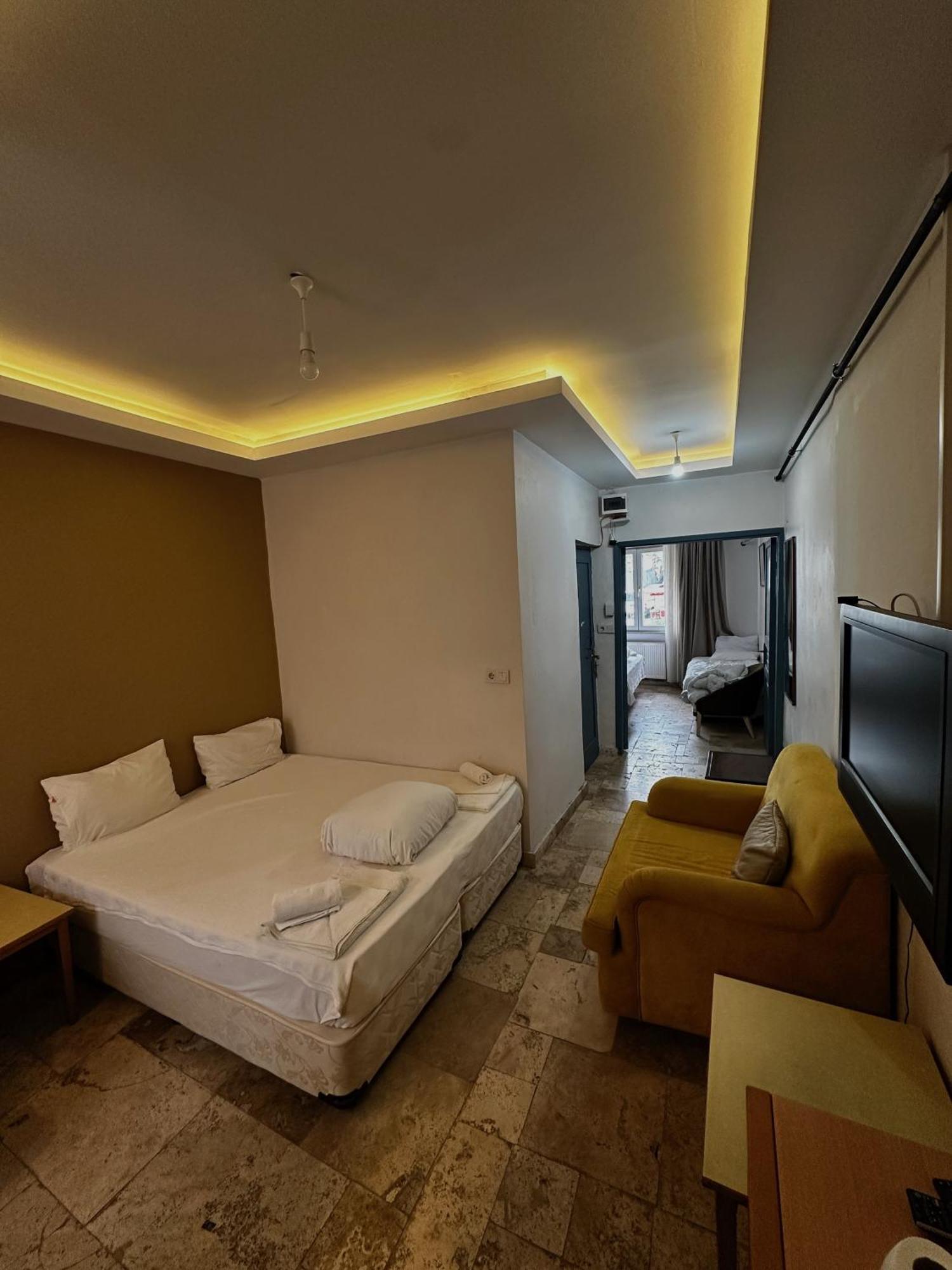 Taksim Hotel *